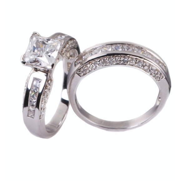 925 Sterling Silver Sapphire Ring - Picture 6 of 6